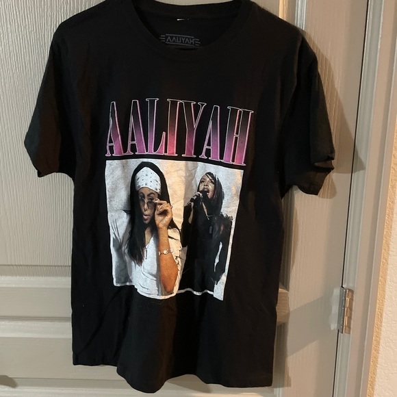 Other - Aaliyah T-shirt Size Men's Medium Black R&B Rap Hip Hop T-shirt